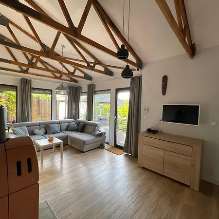 Am Hennesee Holiday home Meschede